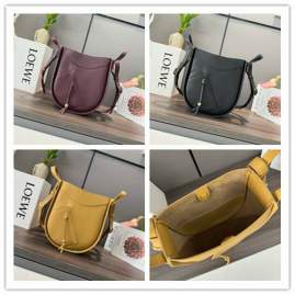Picture of Loewe Handbags _SKUfw239897381fw